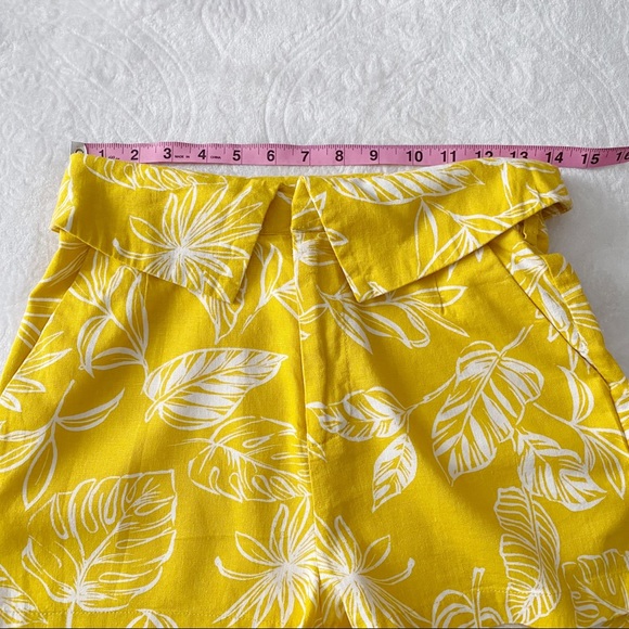 Tropical Print High Waist Linen Blend Short - Picture 6 of 11